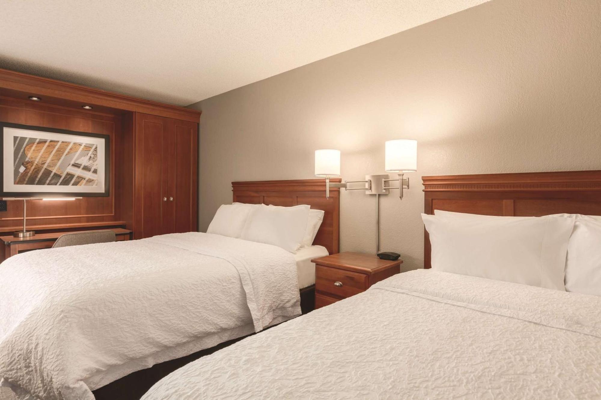 Hampton Inn Des Moines-Airport Ngoại thất bức ảnh